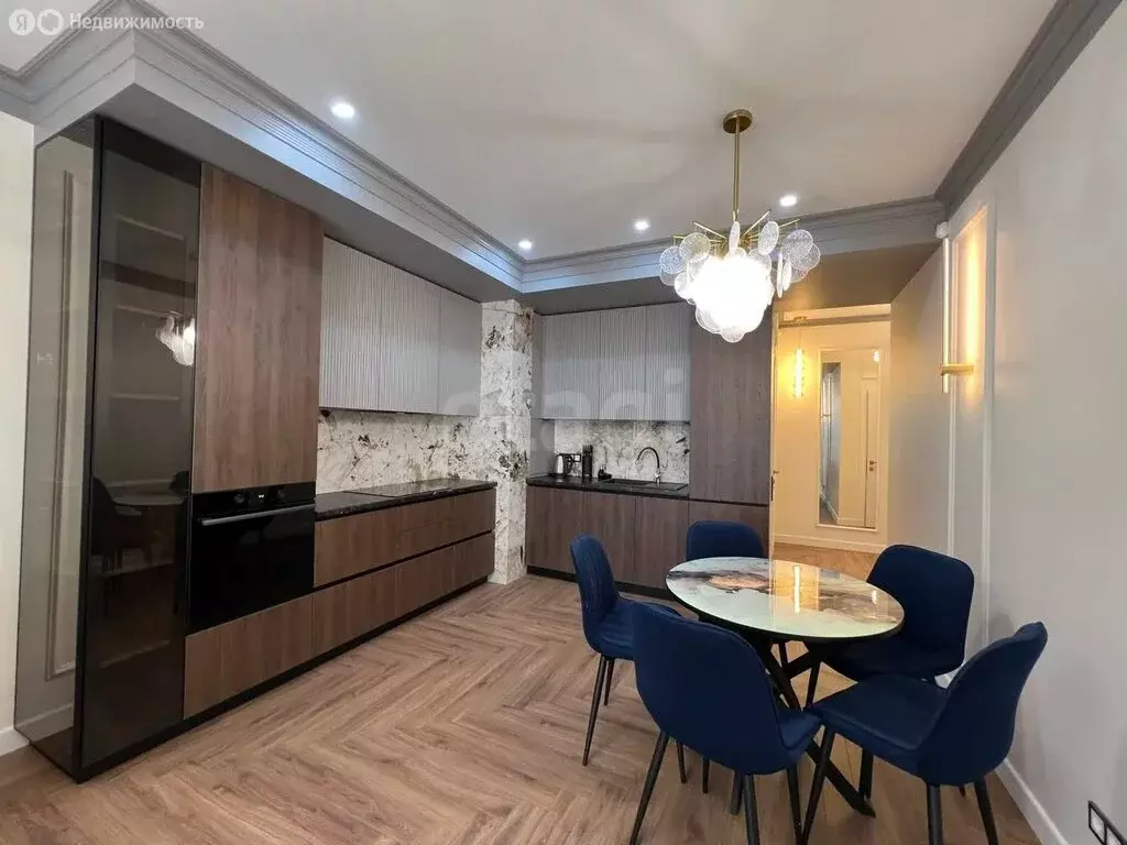 2-комнатная квартира: Ялта, Московская улица, 15к2 (68 м) - Фото 0