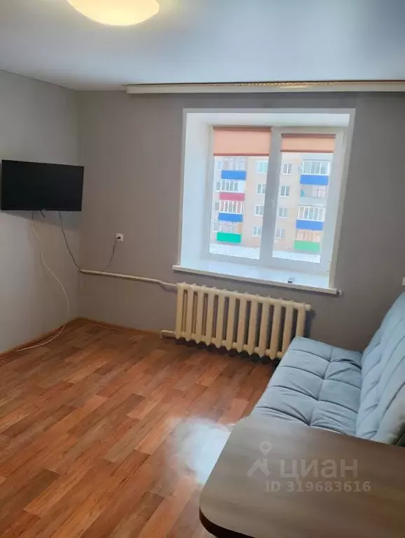 2-к кв. Башкортостан, Ишимбай ул. Вахитова, 11 (38.0 м) - Фото 0