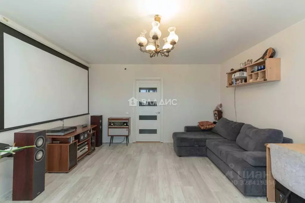 3-к кв. Владимирская область, Владимир ул. Левино Поле, 46 (76.0 м) - Фото 2