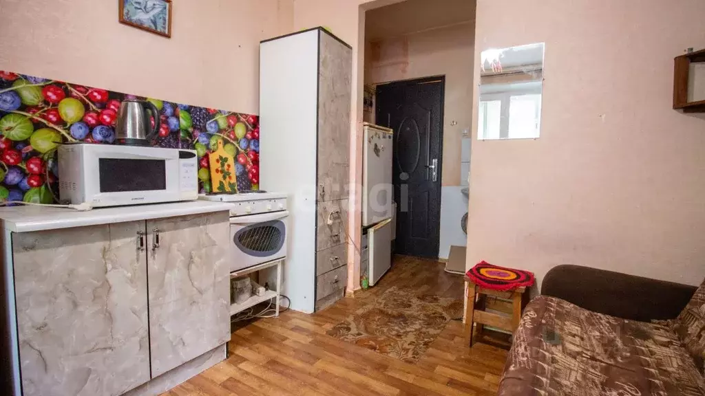 Комната Томская область, Томск ул. Сергея Лазо, 21 (13.7 м) - Фото 1