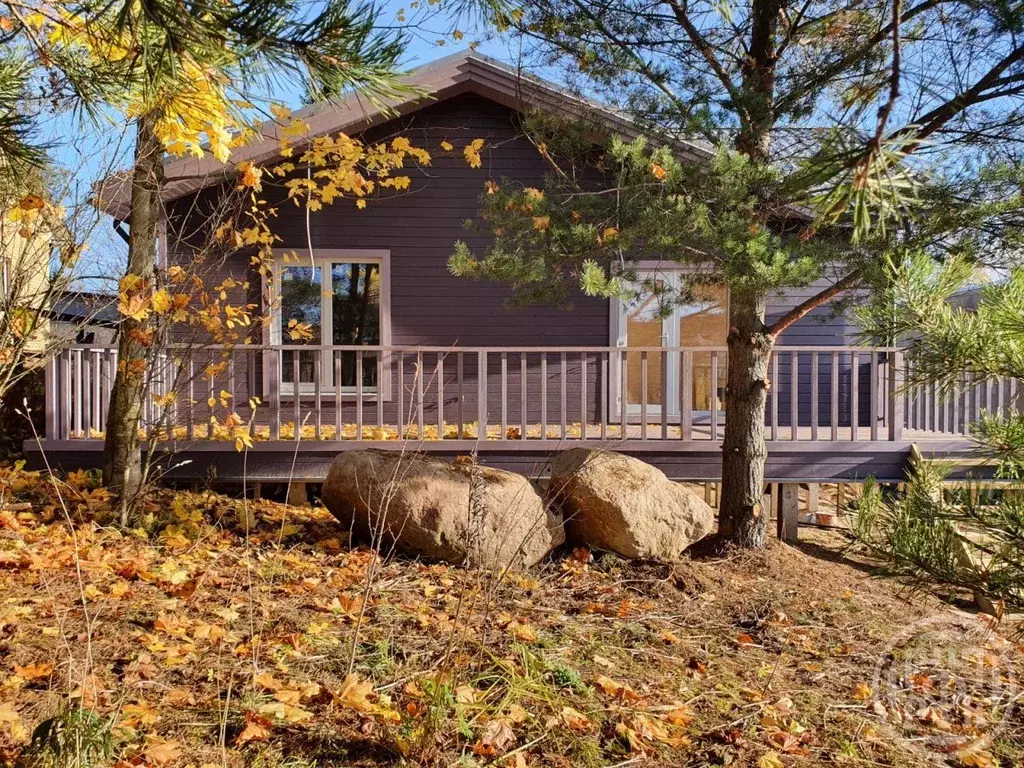 Дом в Ленинградская область, Всеволожский район, Бугровское городское ... - Фото 1