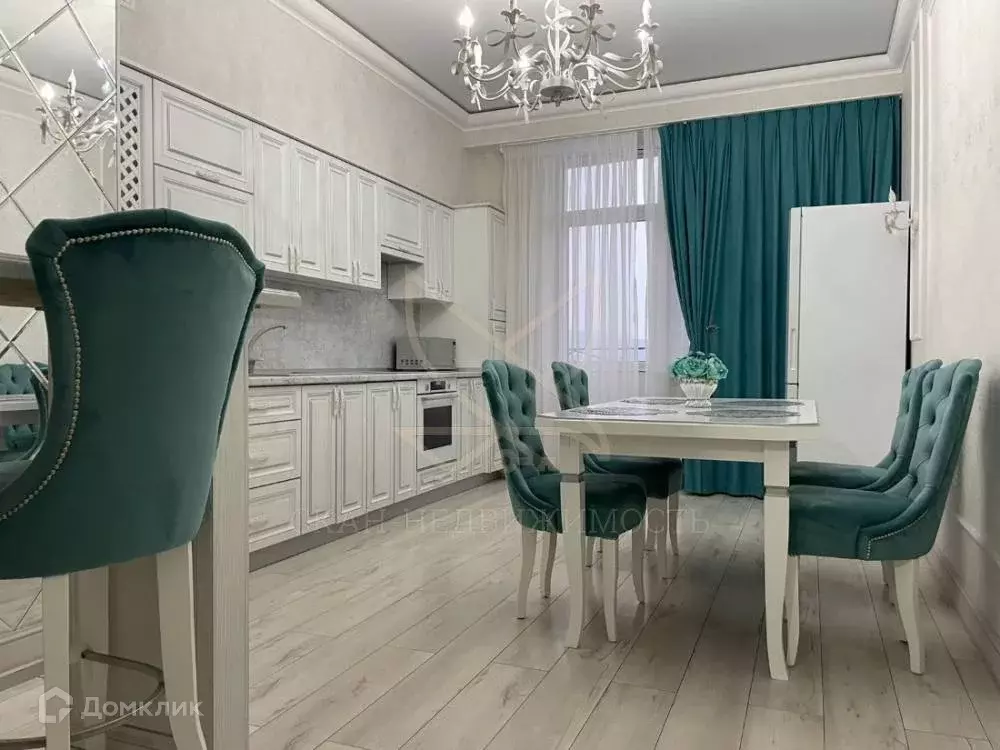 Продаётся 1-к квартира, 67.8 м - Фото 1