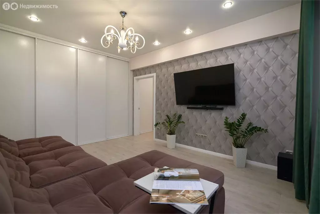 2-комнатная квартира: Иркутск, улица Ядринцева, 33 (58.2 м) - Фото 1