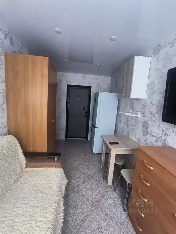 Комната Омская область, Омск ул. Лукашевича, 10А (10.0 м) - Фото 1
