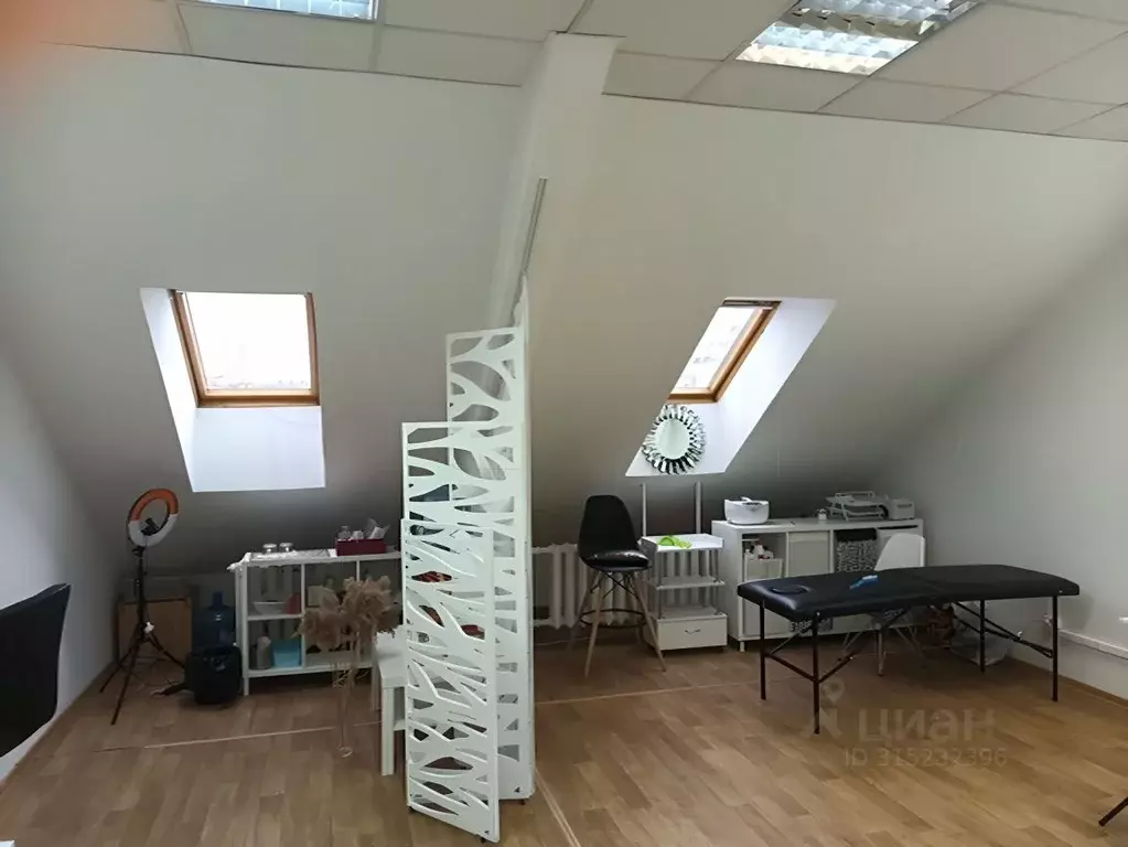 Офис в Тюменская область, Тюмень ул. Республики, 26 (41 м) - Фото 2