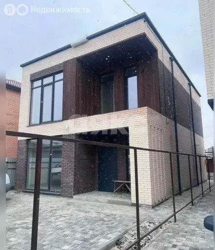 Дом в Ростов-на-Дону, микрорайон Мясникован, Армянская улица (155 м) - Фото 1