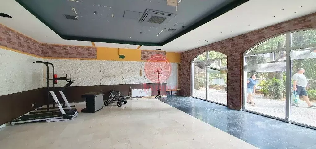 Помещение свободного назначения в Крым, Алушта ул. Краснофлотская (168 ... - Фото 2