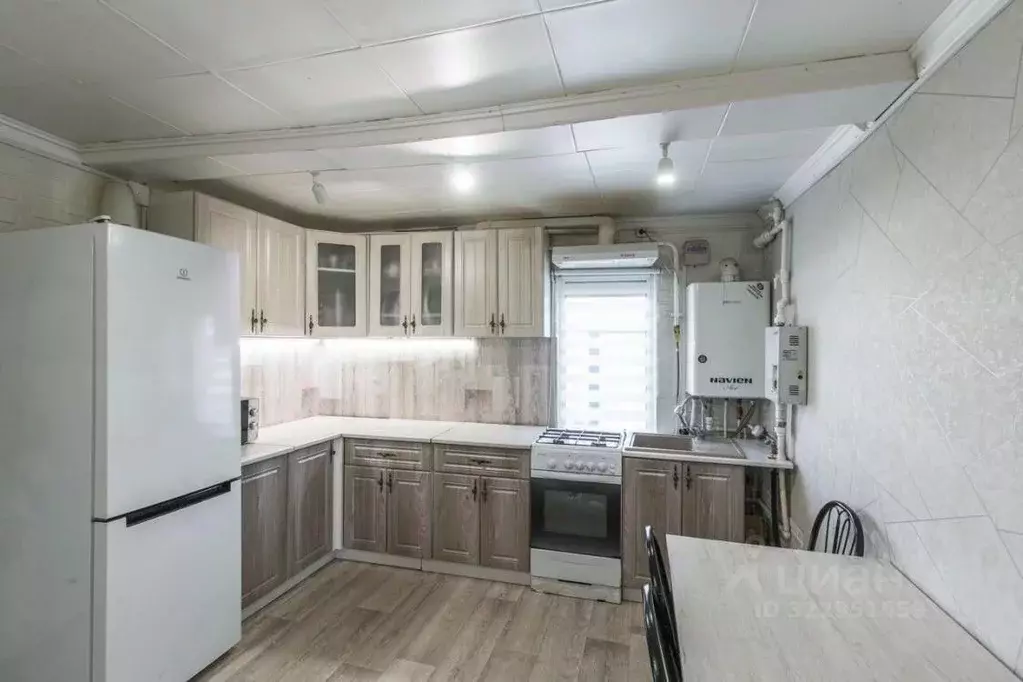 Дом в Омская область, Омск ул. 5-я Ремесленная, 66 (58 м) - Фото 2