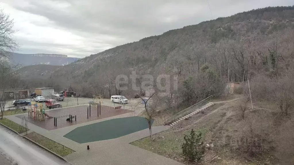 3-к кв. Крым, Бахчисарайский район, Куйбышево пгт ул. Родниковая, 49 ... - Фото 1