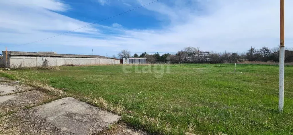 Участок в Крым, Феодосия туп. Черноморский (10.0 сот.) - Фото 1