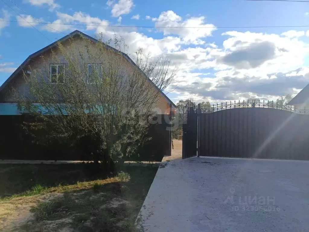 Дом в Калужская область, Жуков Комсомольская ул., 6 (180 м) - Фото 2