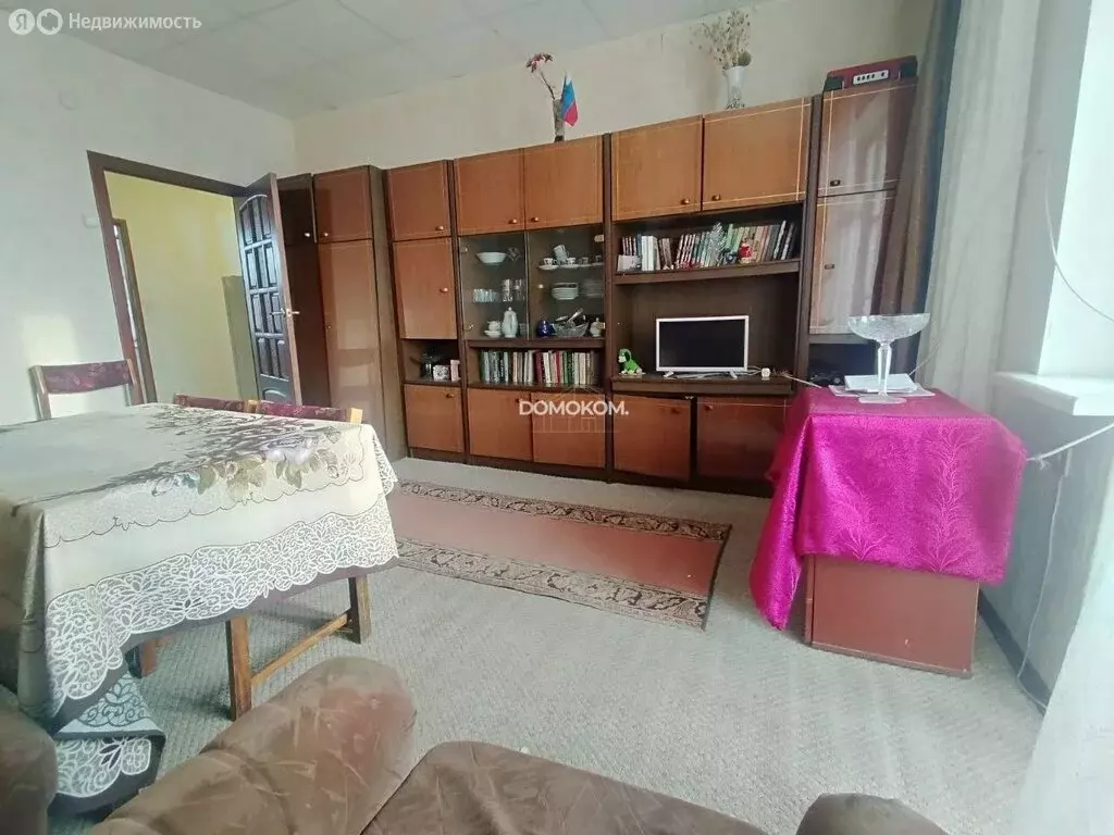 3-комнатная квартира: Нижний Тагил, улица Фрунзе, 54 (66.9 м) - Фото 2