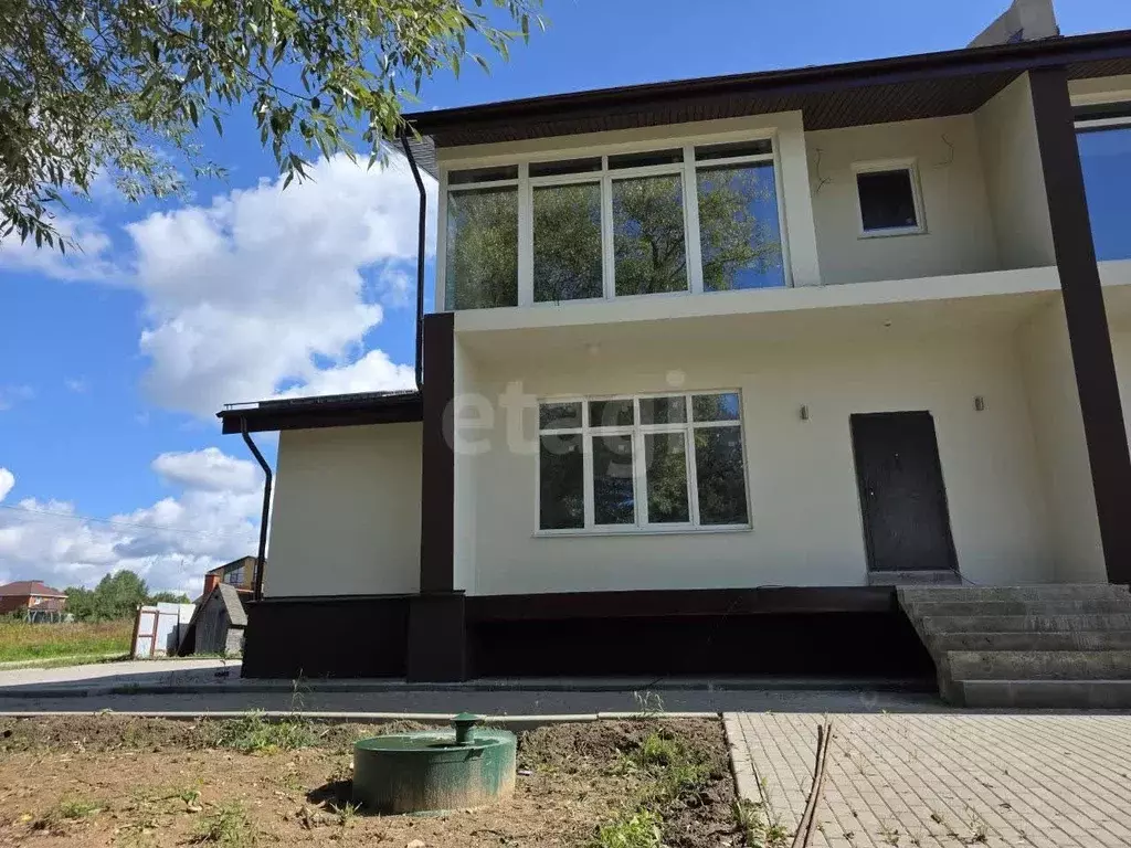 Таунхаус в Калужская область, Калуга городской округ, д. Желыбино ул. ... - Фото 1