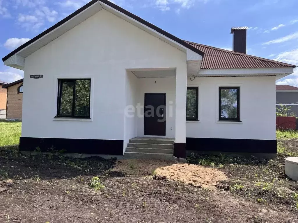 Дом в Башкортостан, с. Кармаскалы  (100 м) - Фото 1