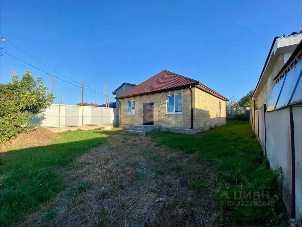 Дом в Адыгея, Тахтамукайский район, Энем пгт ул. Яковлева, 6 (99 м) - Фото 2