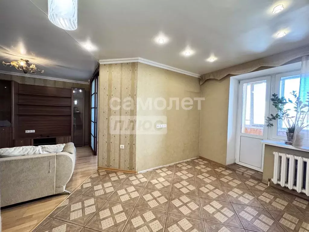 2-к кв. Брянская область, Брянск ул. Красный Маяк, 104 (58.9 м) - Фото 1