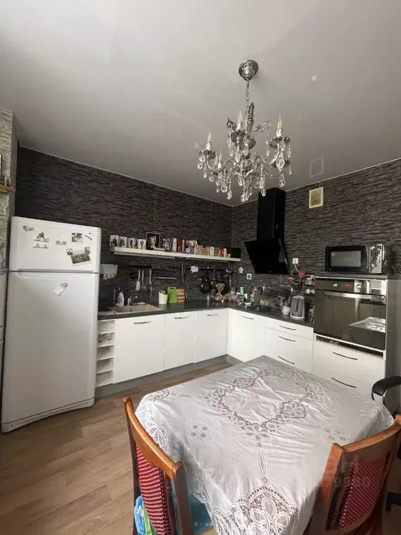 2-к кв. Пермский край, Пермь ул. Яблочкова, 29 (75.6 м) - Фото 1