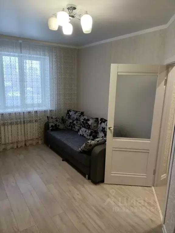 1-к кв. Калужская область, Калуга проезд 3-й Академический, 4 (36.0 м) - Фото 2