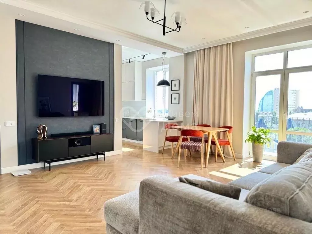 3-к кв. Волгоградская область, Волгоград ул. Аллея Героев, 5 (82.2 м) - Фото 1