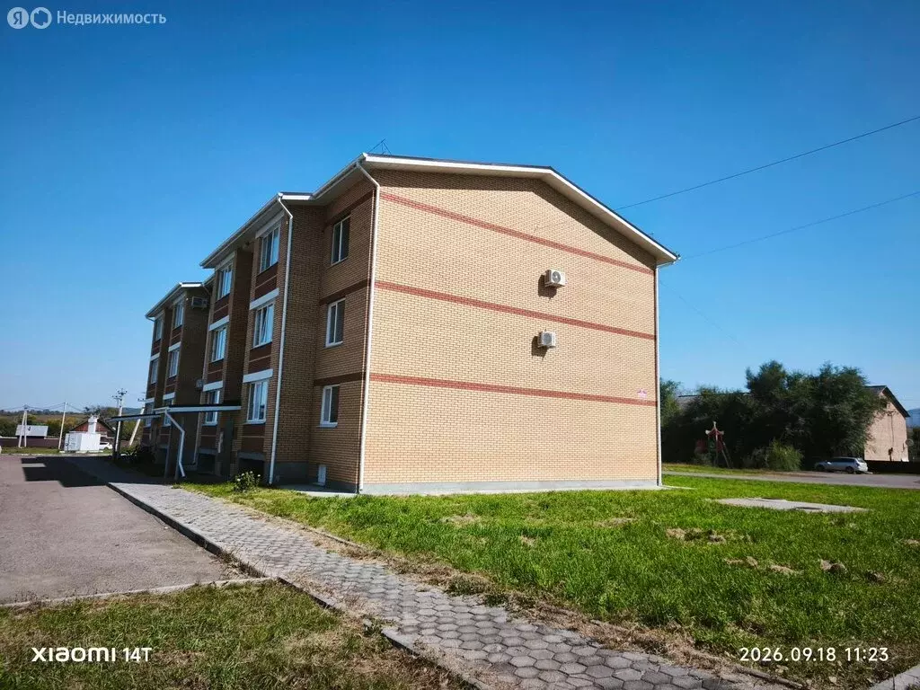 1-комнатная квартира: село Чугуевка, улица Комарова, 10Б (39.8 м) - Фото 2