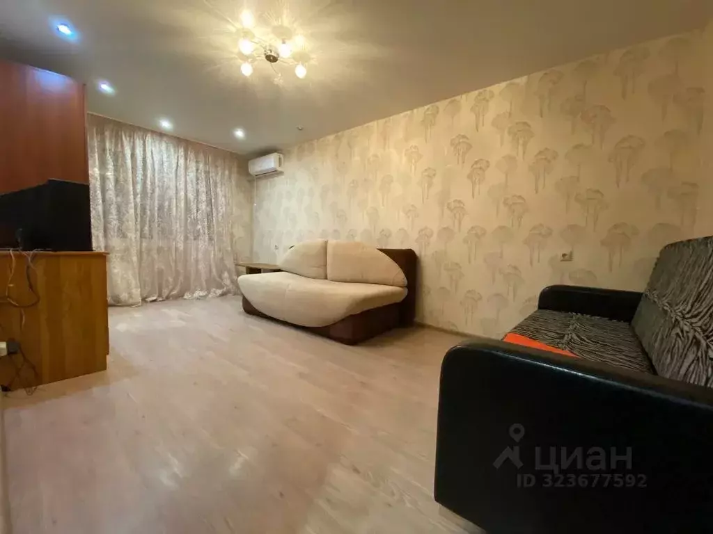 1-к кв. Волгоградская область, Волгоград ул. Вучетича, 19 (33.0 м) - Фото 1