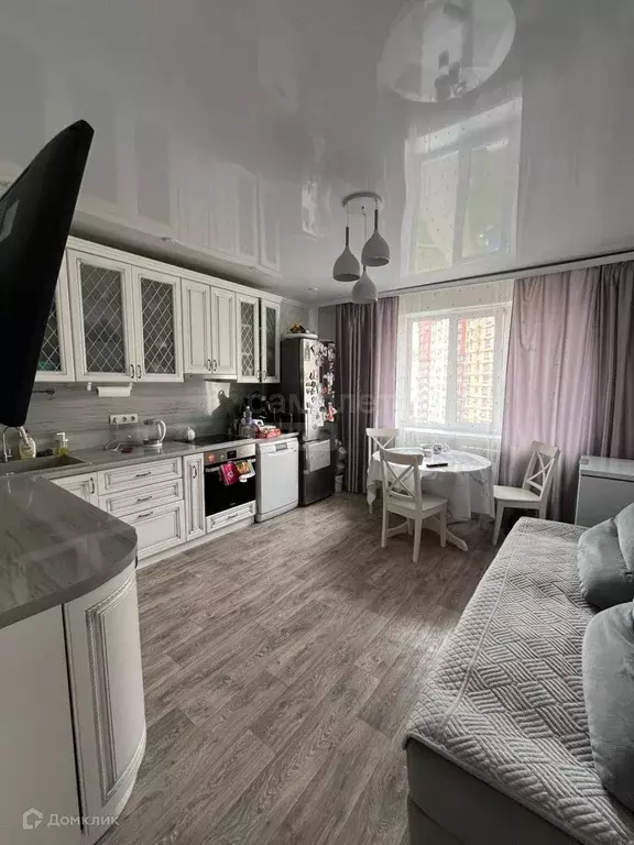 Продаётся 2-к квартира, 73.6 м - Фото 0