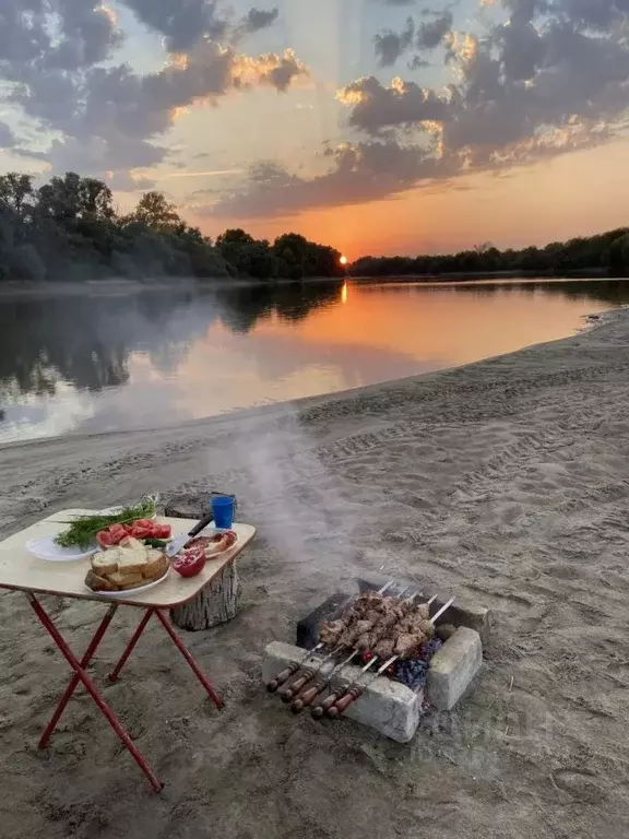 Участок в Краснодарский край, Тбилисская ст-ца ул. Набережная, 92 ... - Фото 1