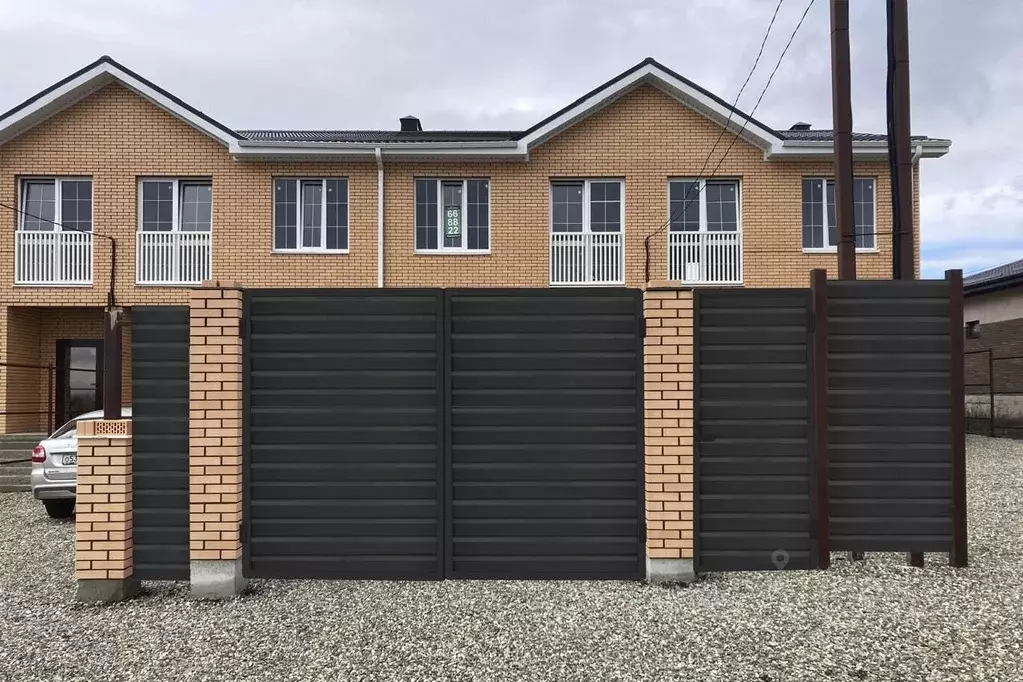 Таунхаус в Ставропольский край, Шпаковский муниципальный округ, с. ... - Фото 1