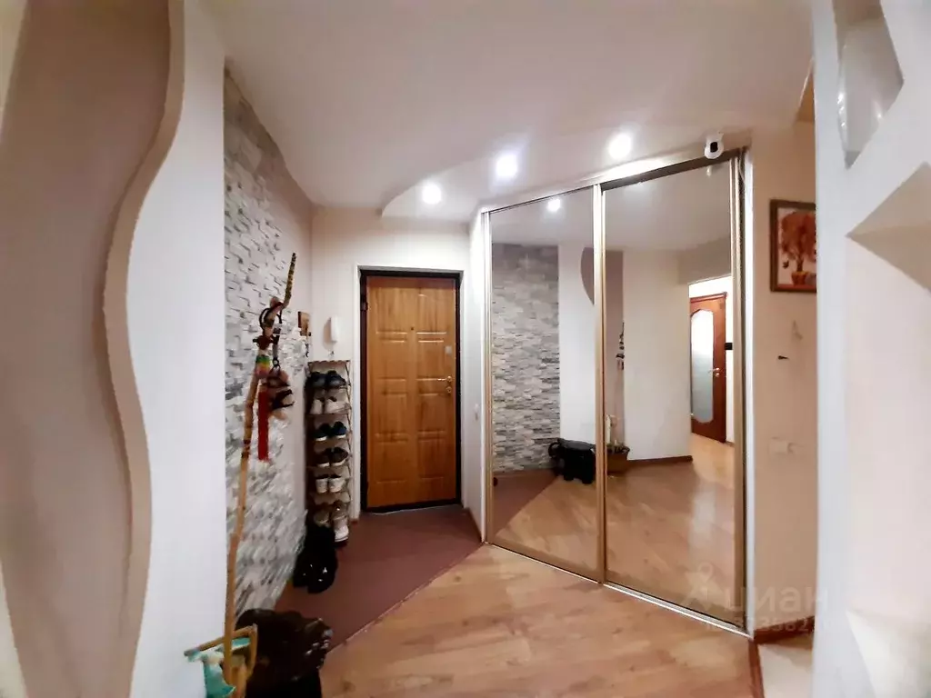 3-к кв. Приморский край, Уссурийск ул. Сергея Ушакова, 27 (65.1 м) - Фото 2