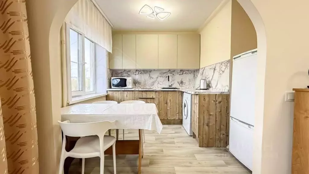 2-к кв. Иркутская область, Иркутск ул. Марата, 15/2 (45.0 м) - Фото 1