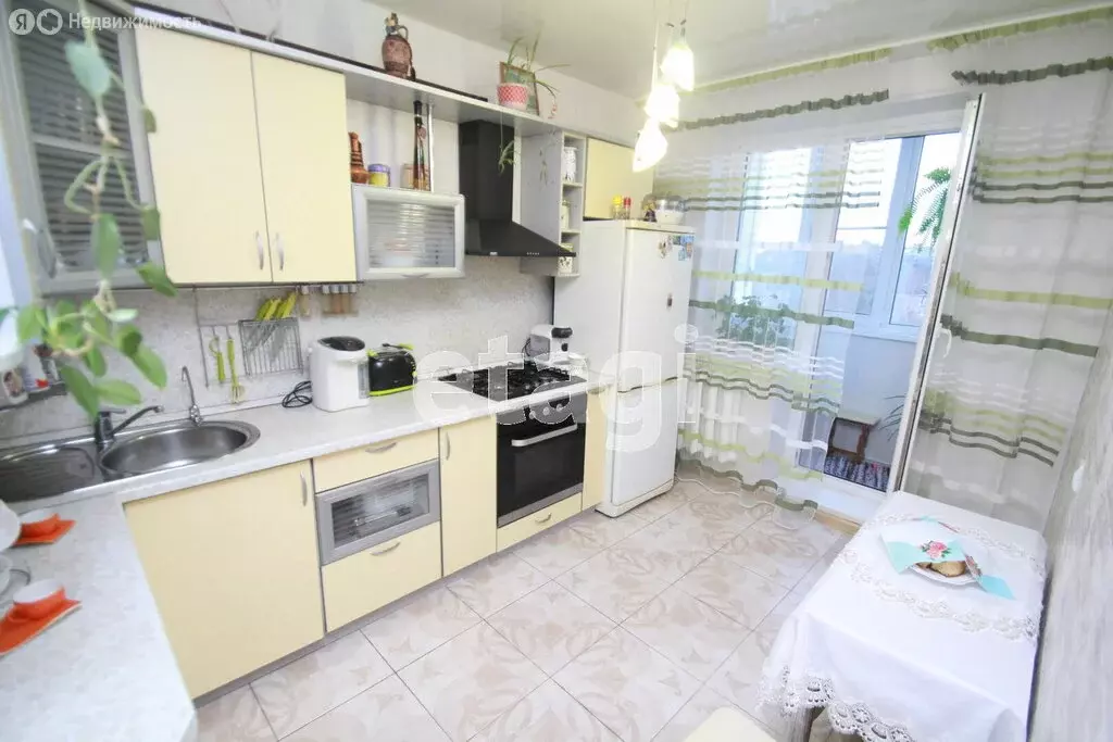 3-комнатная квартира: Кострома, микрорайон Давыдовский-2, 37 (64.6 м) - Фото 1