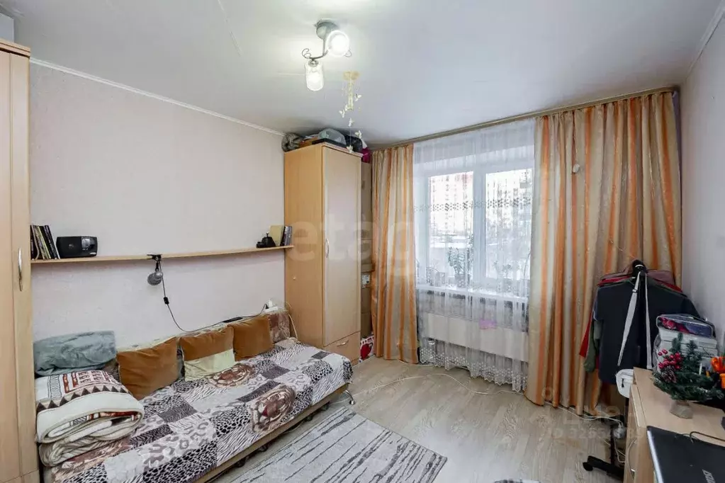 Комната Тюменская область, Тюмень ул. Мельникайте, 127а (49.0 м) - Фото 1