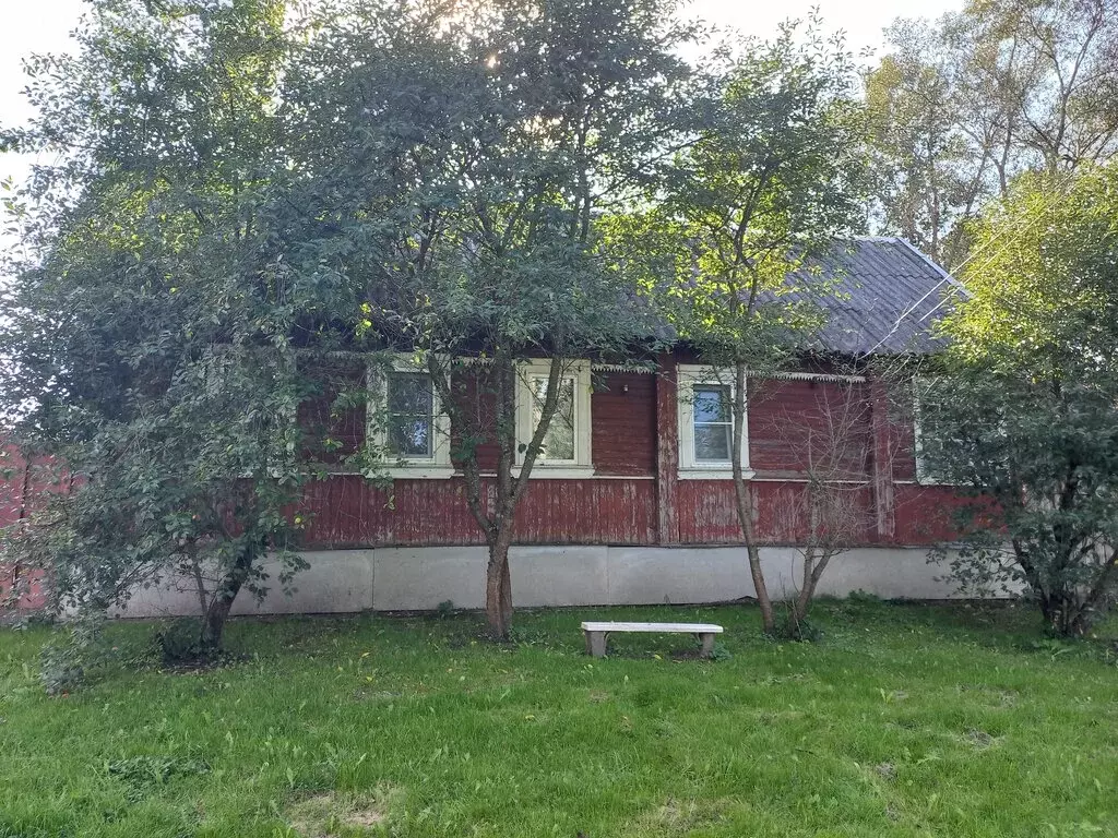 Дом в Псковский район, Писковичская волость, деревня Купровщина, улица ... - Фото 1