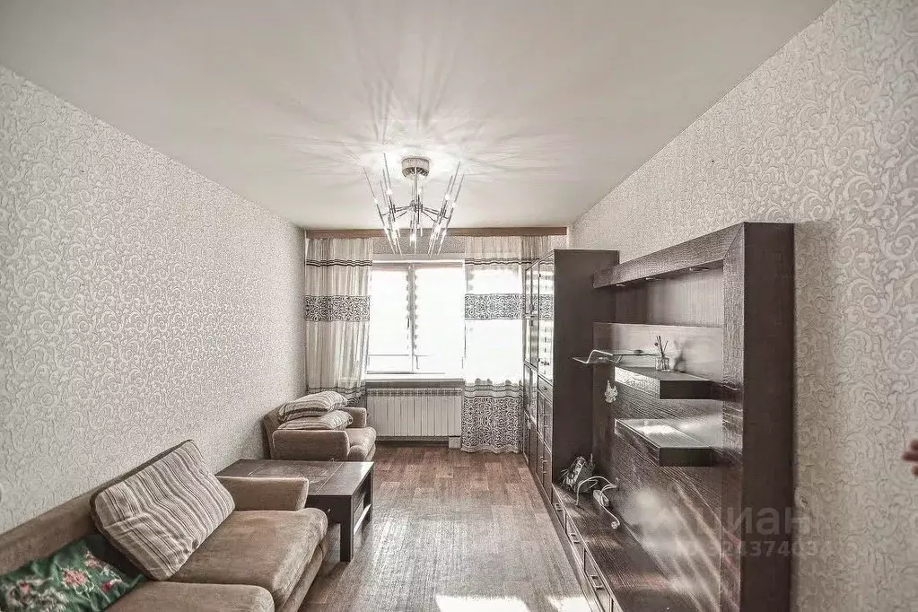 3-к кв. Сахалинская область, Южно-Сахалинск Комсомольская ул., 239 ... - Фото 1