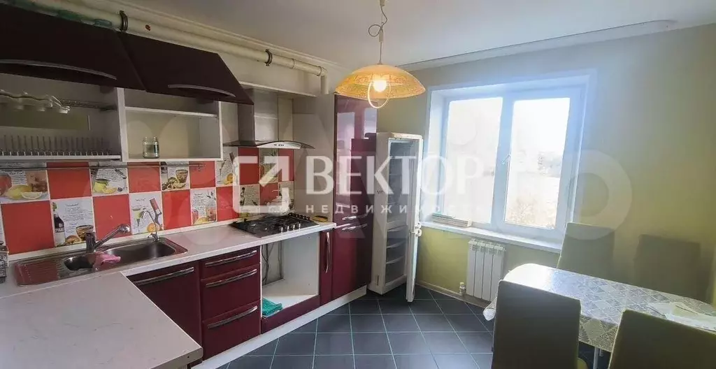 2-к. квартира, 52 м, 3/3 эт. - Фото 0