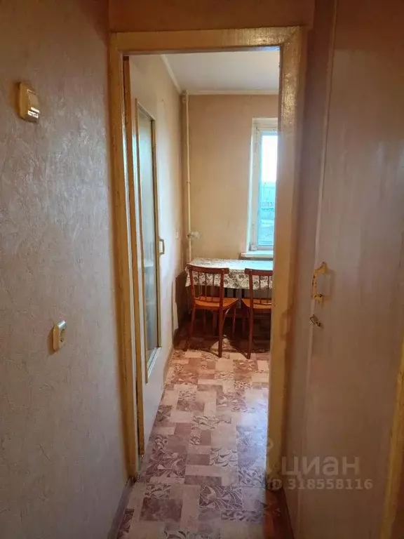 1-к кв. Саратовская область, Энгельс 1-й мкр, 1 (30.0 м) - Фото 1