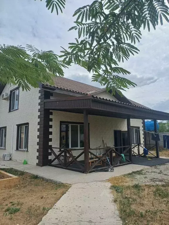 Дом в Крым, Сакский район, с. Молочное ул. Пионерская (183 м) - Фото 1