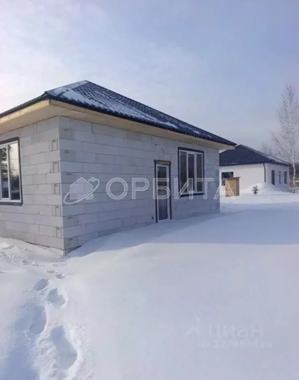 Дом в Тюменская область, Тюменский муниципальный округ, д. Молчанова ... - Фото 2