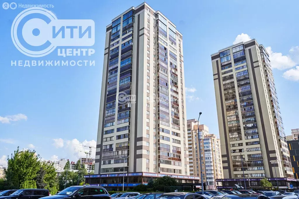 4-комнатная квартира: Воронеж, улица Ворошилова, 1/4 (153 м) - Фото 1