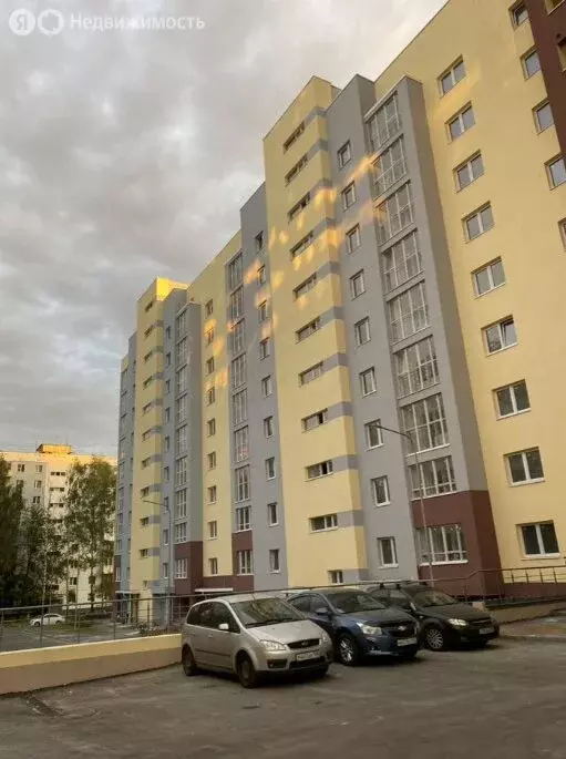 3-комнатная квартира: Нижний Новгород, улица Маршала Жукова, 8 (91.6 ... - Фото 0