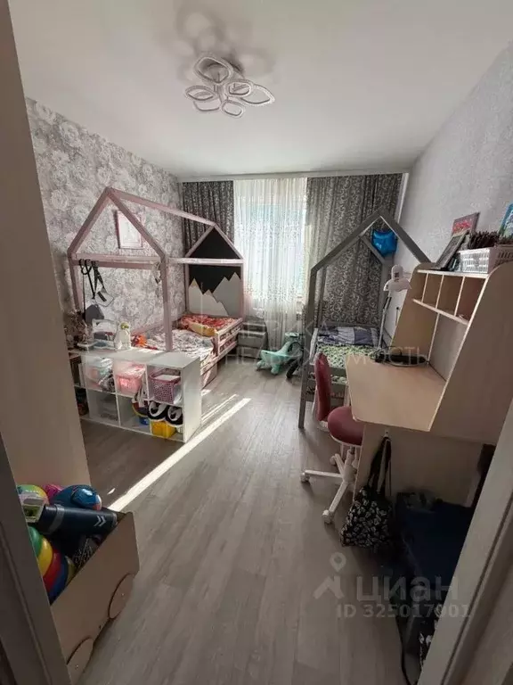 2-к кв. Тюменская область, Тюмень ул. Елизарова, 30 (50.0 м) - Фото 1