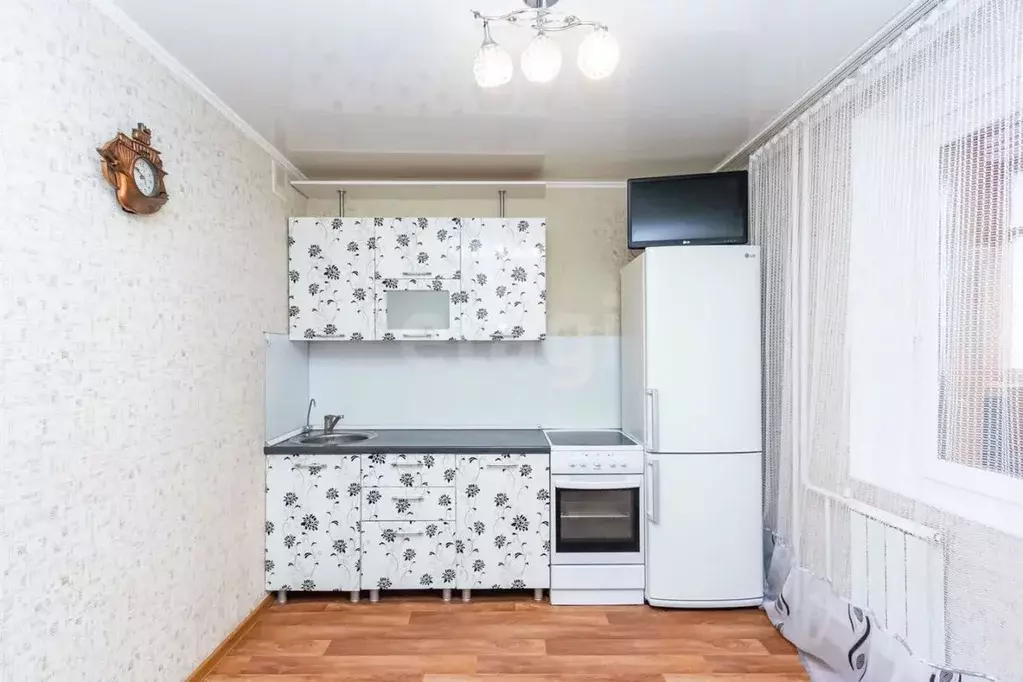 2-к кв. Тюменская область, Тюмень Широтная ул., 192к1 (62.6 м) - Фото 0