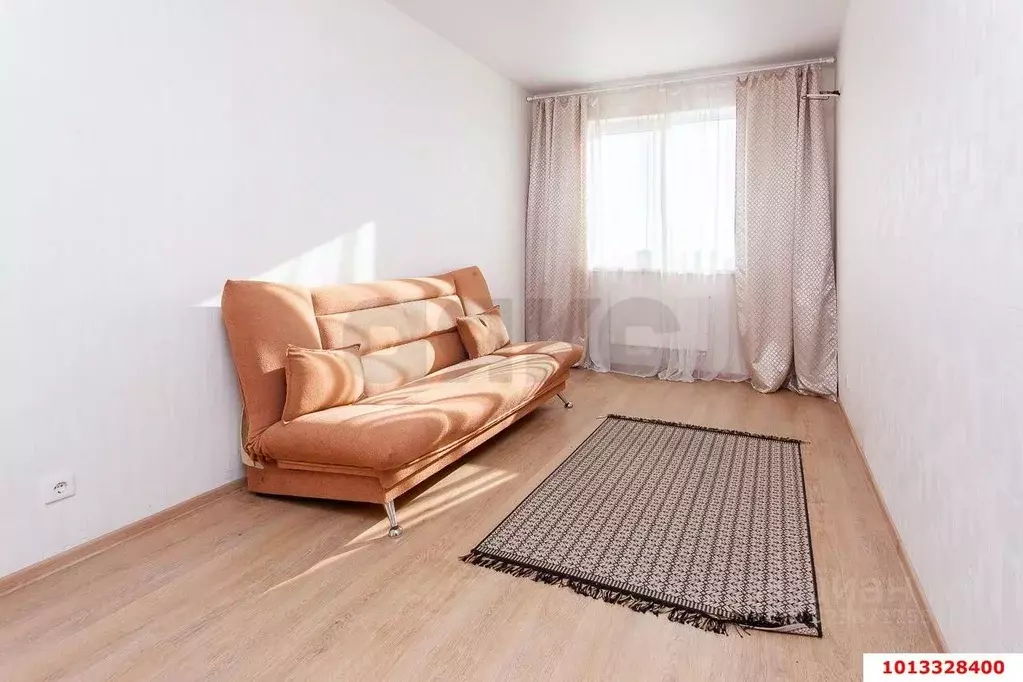 3-к кв. Краснодарский край, Краснодар ул. Автолюбителей (80.0 м) - Фото 2