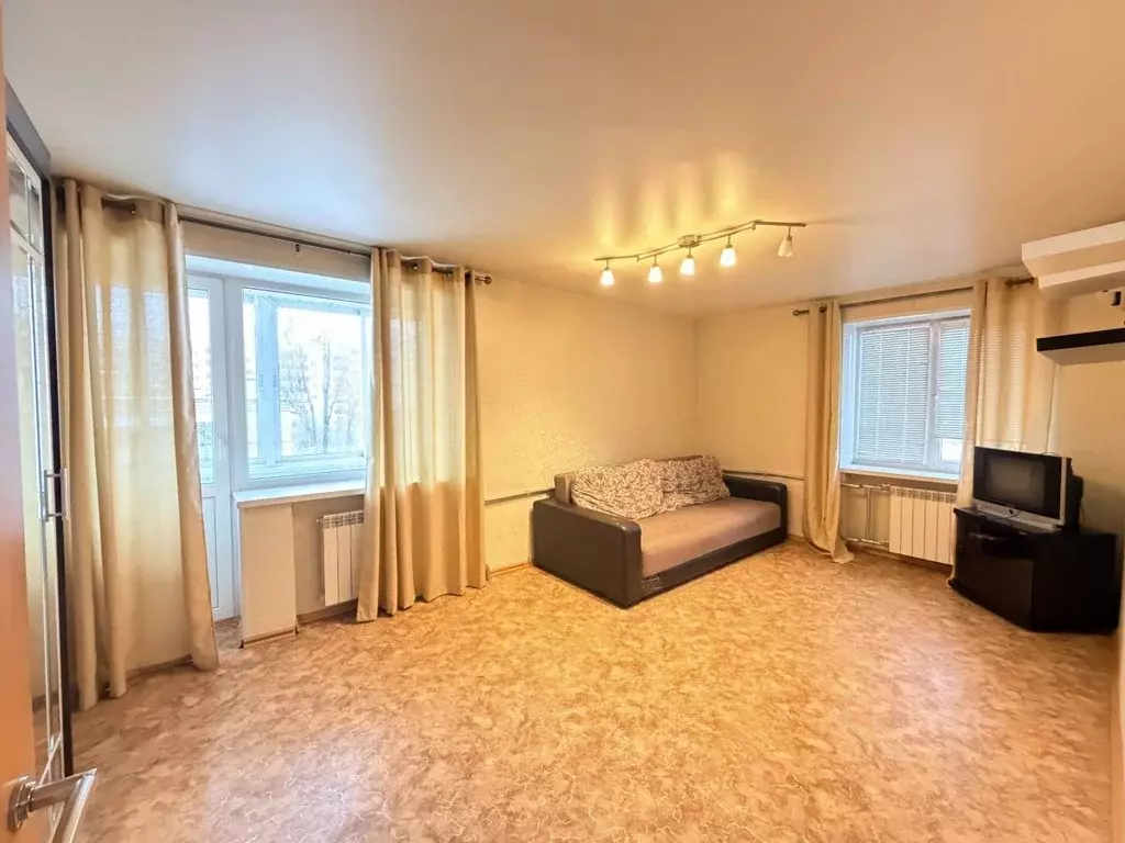 1-к кв. Волгоградская область, Волгоград ул. 35-й Гвардейской Дивизии, ... - Фото 1