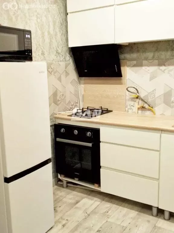 2-комнатная квартира: Еманжелинск, улица Гайдара, 7 (40 м) - Фото 1