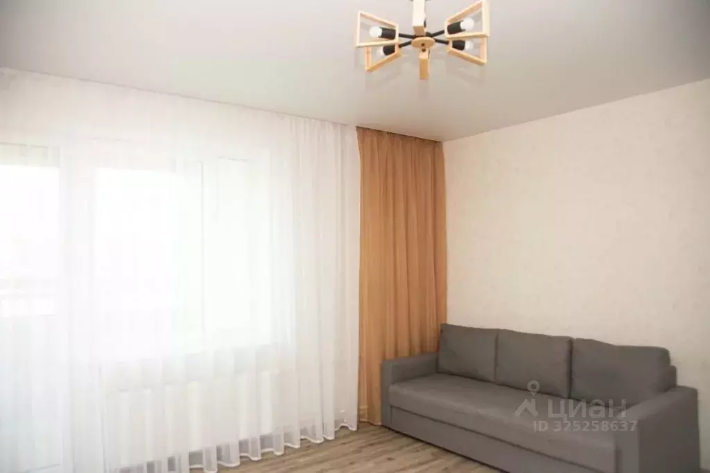 1-к кв. Татарстан, Казань ул. Сабира Ахтямова, 1к1 (33.0 м) - Фото 2