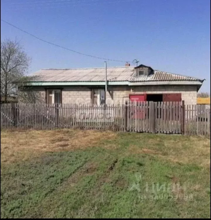 Дом в Башкортостан, Мелеузовский район, Корнеевский сельсовет, д. ... - Фото 0