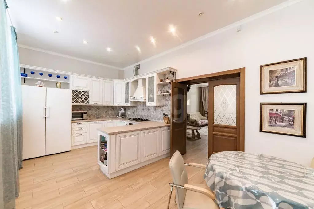 Дом в Татарстан, Казань ул. Чунтонова, 5 (241 м) - Фото 2