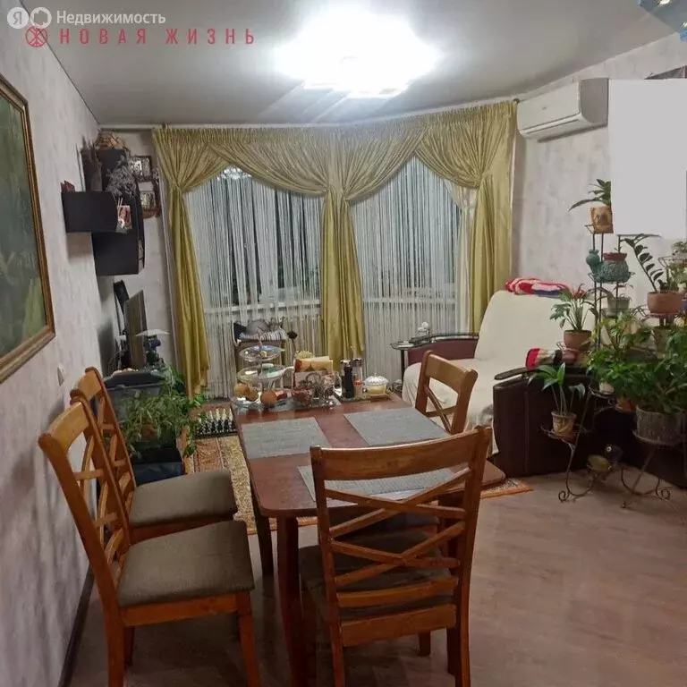 3-комнатная квартира: Самара, Волжское шоссе, 123 (68 м) - Фото 1