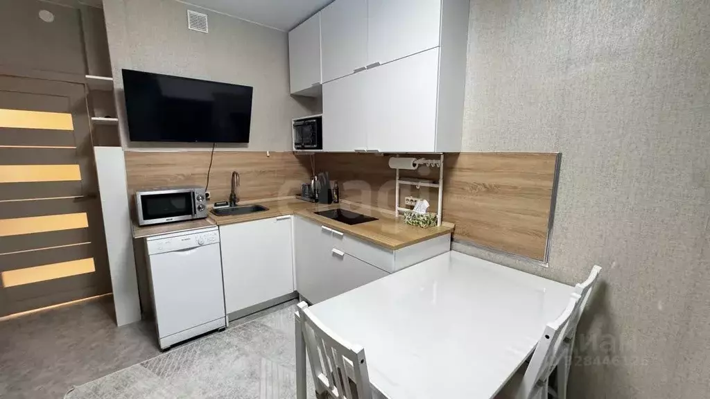 1-к кв. Ханты-Мансийский АО, Ханты-Мансийск ул. Анны Коньковой, 14 ... - Фото 1